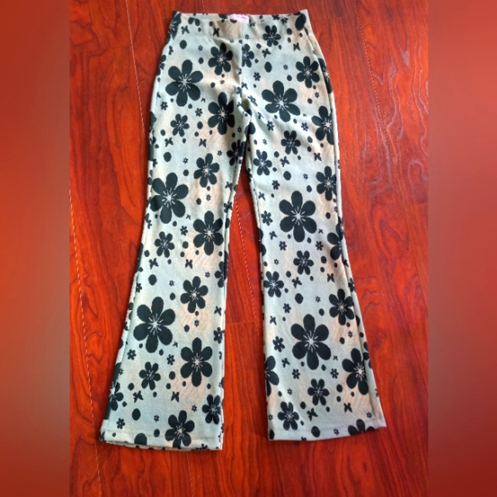 Urban Outfitters Floral Print Flare Pants Light Green